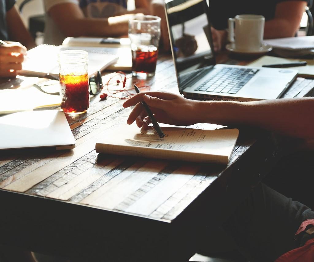 Five Benefits of Back Office Outsourcing